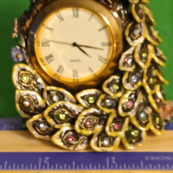 𝑬𝒍𝒆𝒈𝒂𝒏𝒕 𝑽𝒕𝒈.𝑩𝒆𝒋𝒆𝒘𝒆𝒍𝒆𝒅 𝑷𝒆𝒂𝒄𝒐𝒄𝒌 𝑽𝒂𝒏𝒊𝒕𝒚 𝑪𝒍𝒐𝒄𝒌 - Picture 2 of 15